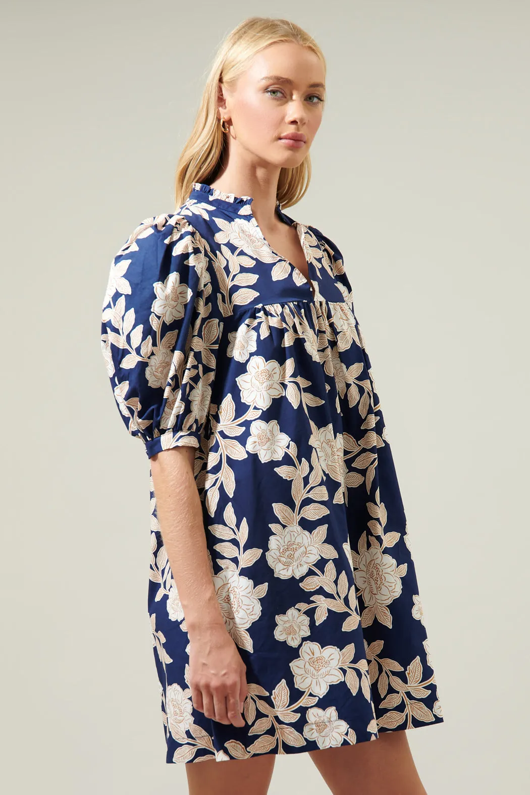 Lilo Night Tropics Julissa Split Neck Babydoll Dress