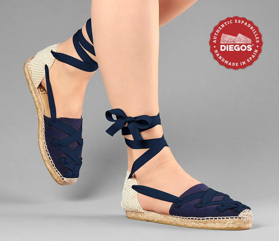 Navy blue flat Lola Pamplona espadrilles