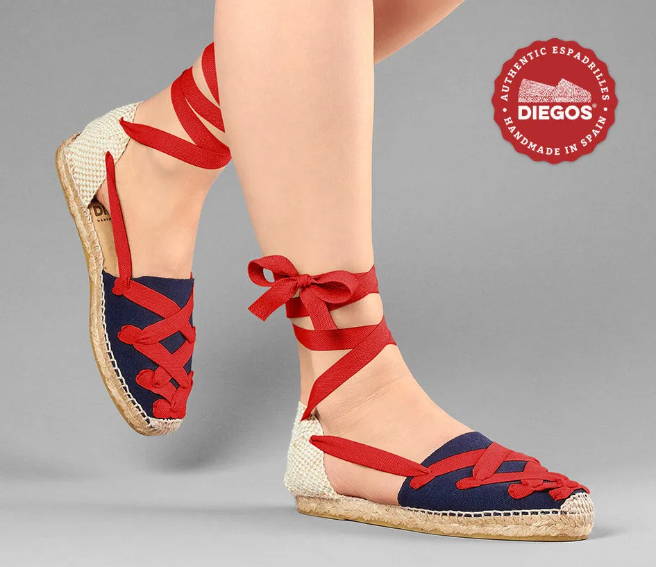 Navy blue flat Lola Pamplona espadrilles